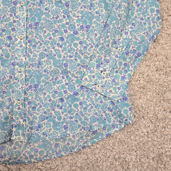 Vineyard Vines Top Women 6 Blue Floral Button Up Long Sleeve Lightweight Relaxed - Picture 3 of 11
